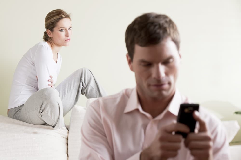 Cómo espiar el teléfono de tu pareja